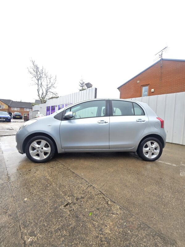 Toyota Yaris 1.3L Petrol 2007 - Image 8